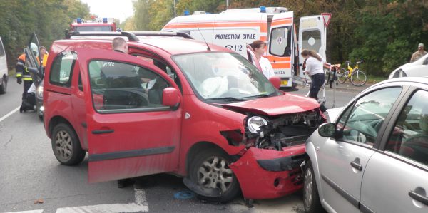 Verkehrsunfall fordert zwei Verletzte