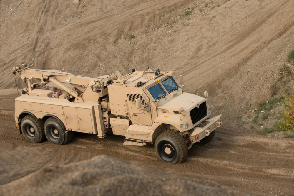 VW Truck & Bus bei     Navistar