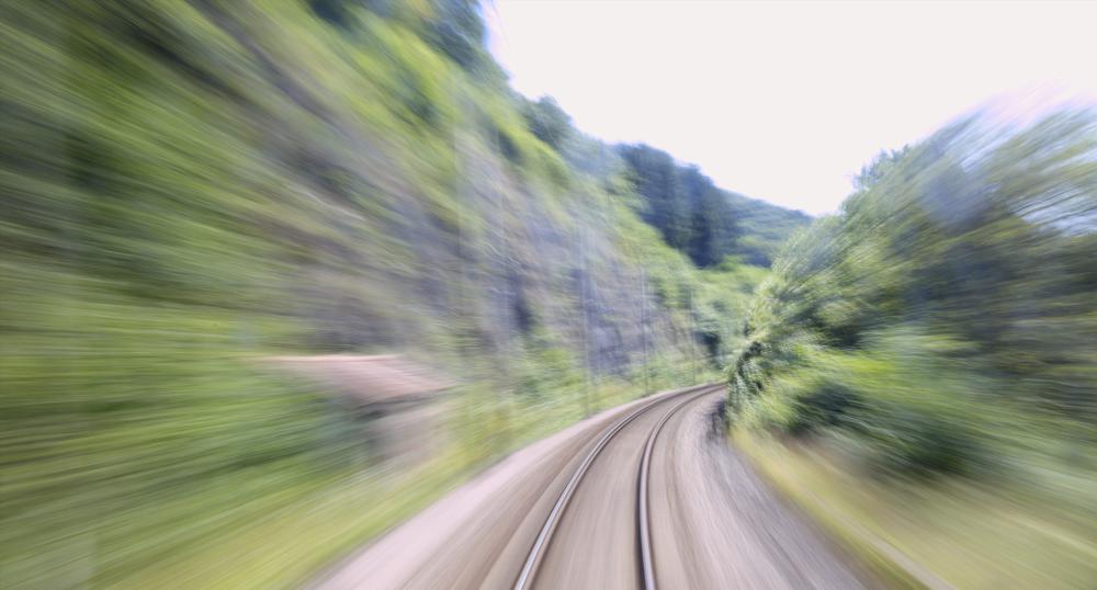 Zugverkehr weiter mit Einschränkungen