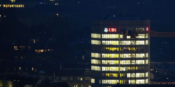 S&P stuft massenhaft Großbanken ab