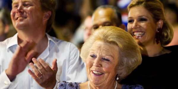 Königin Beatrix nun Älteste auf dem Oranje-Thron