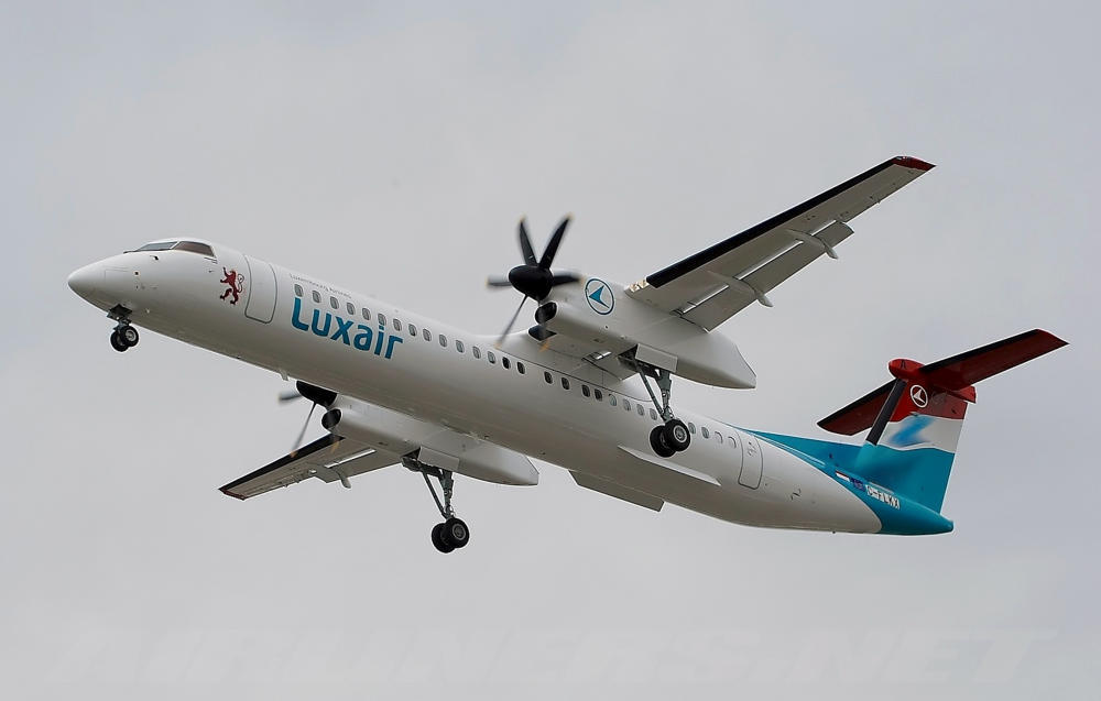 Reifen platzt beim Start einer Luxair-Maschine